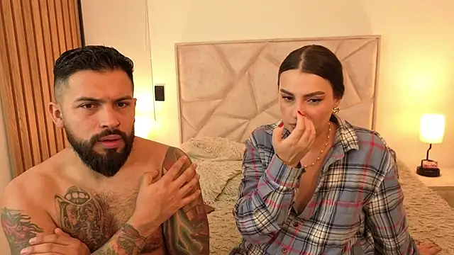 teseo_and_afroditha_'s cam snapshot