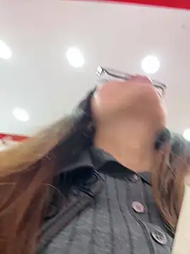 chick-888's cam snapshot