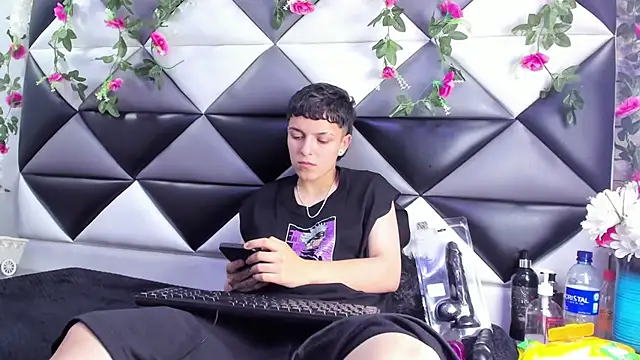 Megan_Thompson_'s cam snapshot