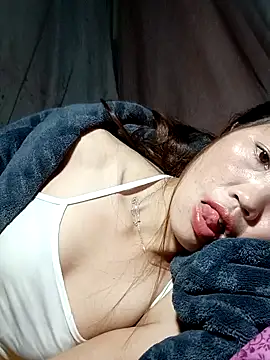 blonde_blg's cam snapshot