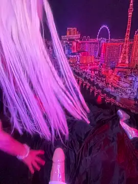 1NikiVegas's cam snapshot