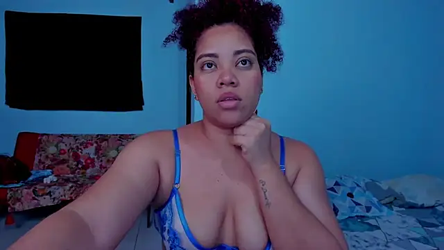 AngelaCoffee's cam snapshot