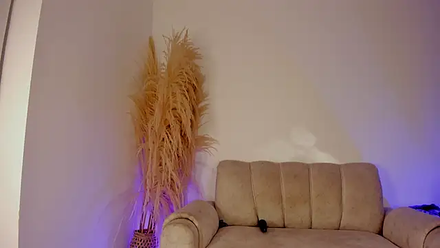 sara_gwen's cam snapshot