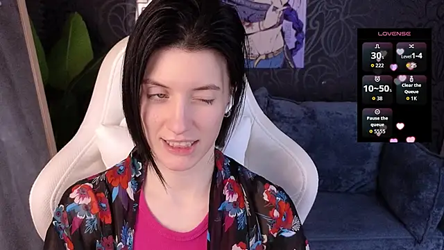 roxy_riot_'s cam snapshot