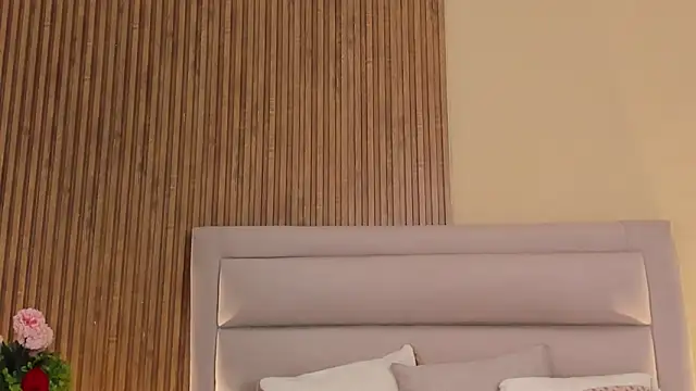 FatimaEvans's cam snapshot