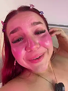 Mia_Juicyberry's cam snapshot