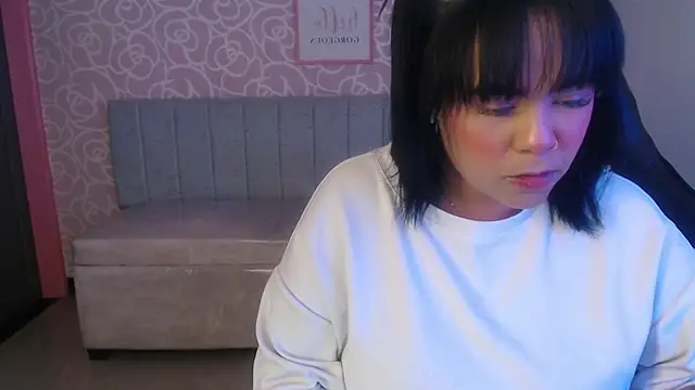 Vivi_rosse_ch's cam snapshot