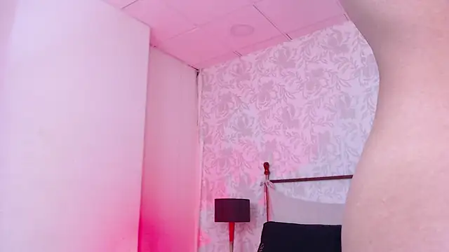 peyton_golden1's cam snapshot