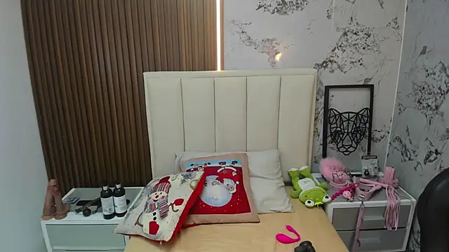 MADISON_ROWAN1's cam snapshot