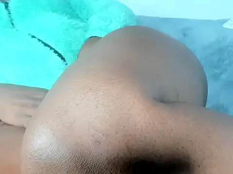 ebony_cristal_1's cam snapshot