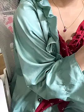 Mina048's cam snapshot