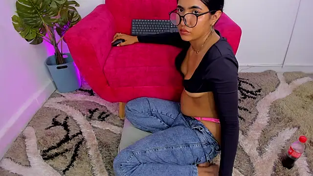 Miakhalifa_7's cam snapshot