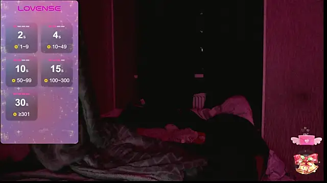 mischellemeow13's cam snapshot