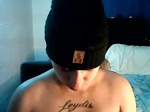 Im_Milan_Rs's cam snapshot