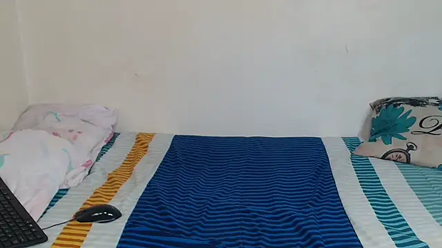 SinfullyForbiddeno7's cam snapshot