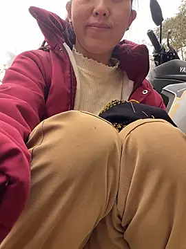 Huong-Ly's cam snapshot