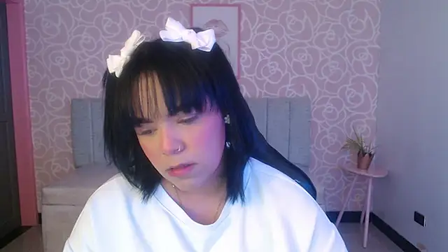 Vivi_rosse_ch's cam snapshot