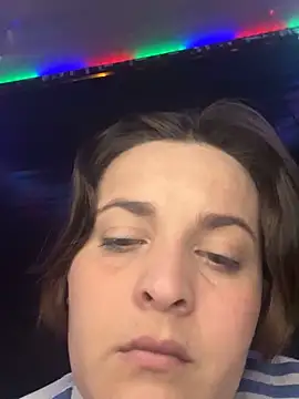 Anyhot_latina's cam snapshot