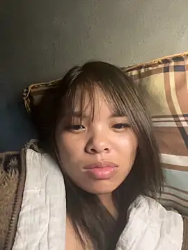 hello-cute's cam snapshot