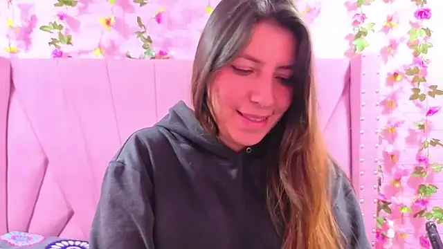 Alyy_Brown's cam snapshot