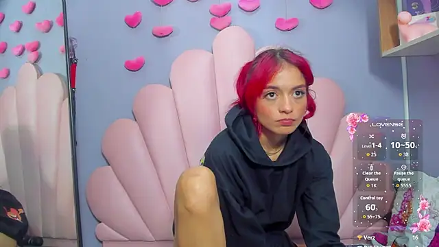 luci_miller's cam snapshot