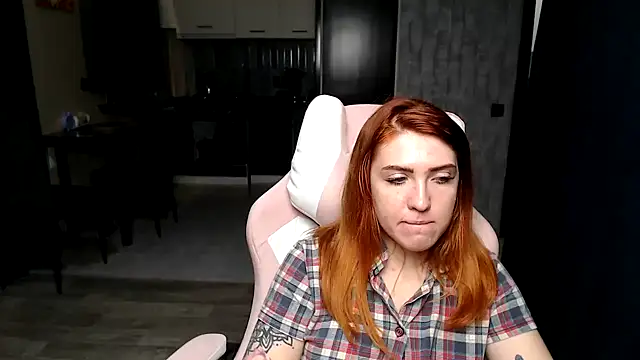 Reginasmilee's cam snapshot