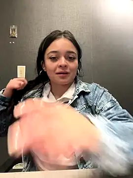 Emily_Rivers_'s cam snapshot