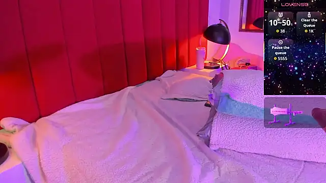 eimy_jones_'s cam snapshot