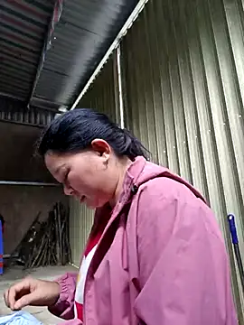 yoowwmr's cam snapshot