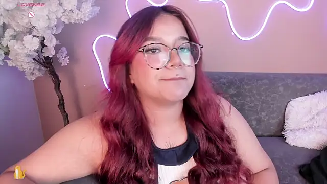 Sally__Walker's cam snapshot