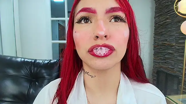 miss___abigail's cam snapshot