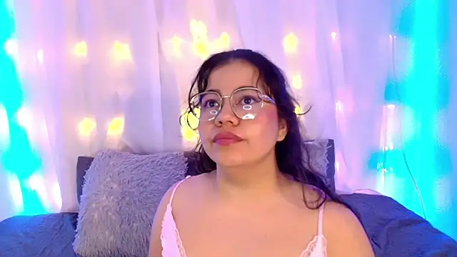 LilyRousee's cam snapshot