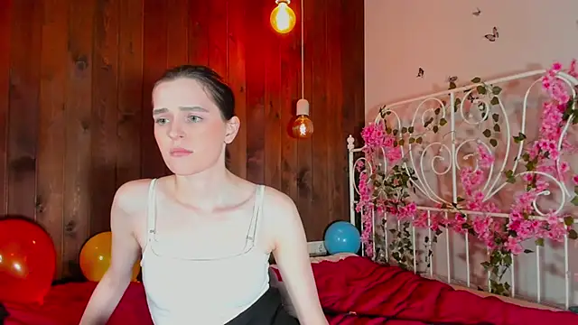 CathrineBinnie's cam snapshot