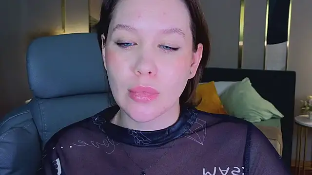 katy__moonj's web cam