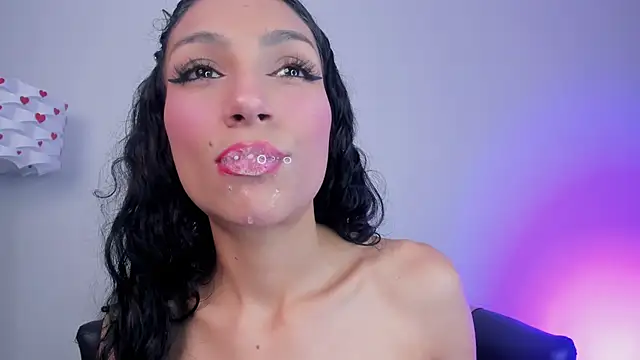 miss___evangeline's cam snapshot