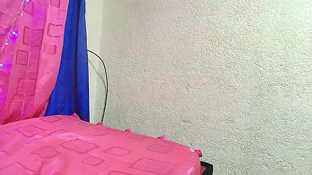 AmmyCutec_'s cam snapshot