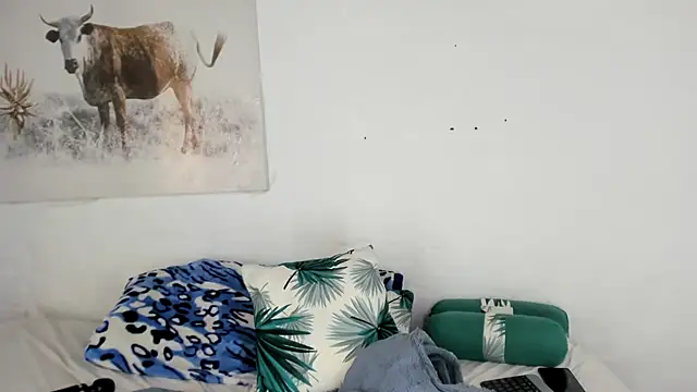 ConnieSmall24's cam snapshot