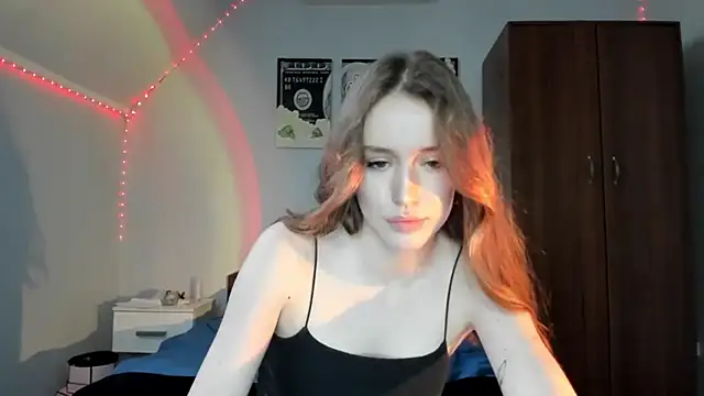 tinyglow's cam snapshot