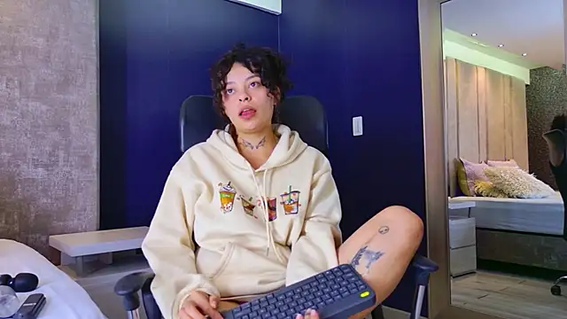 KatherineGomez's cam snapshot