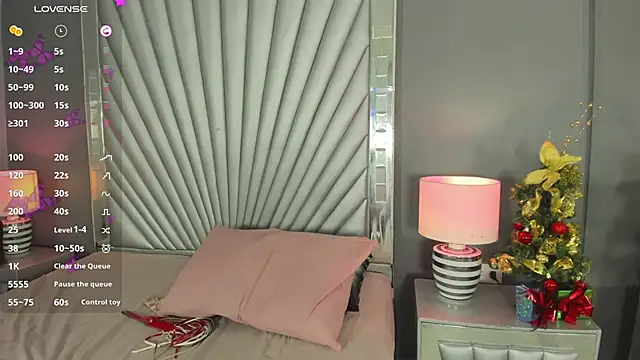 AmyBlackwood's cam snapshot