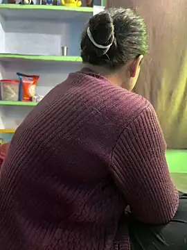 lonlygirlpriya7's cam snapshot