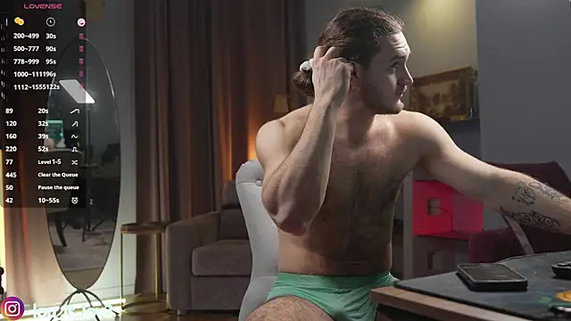 MrbigLouis's cam snapshot