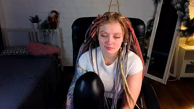 Kiki_shay live sex cam