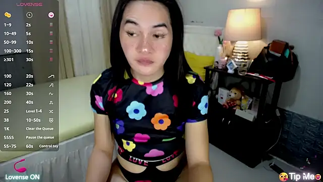 xAsianSweetHeart live sex cam