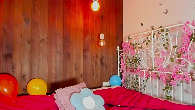 CathrineBinnie's cam snapshot