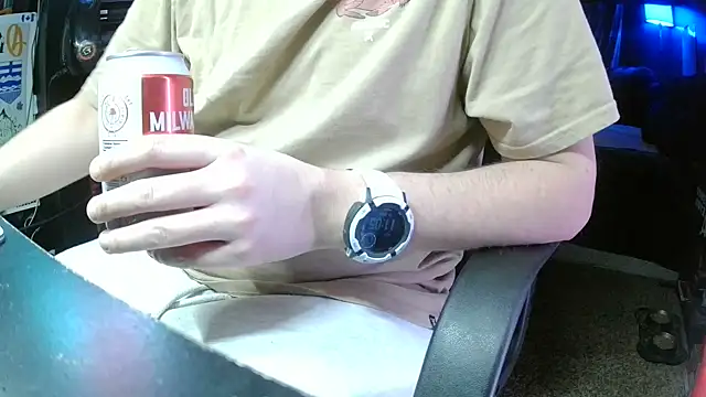 Bowerboi's cam snapshot