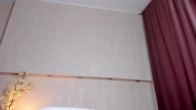 Erika_Carpenter's cam snapshot