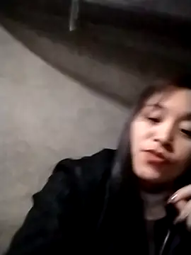 Alice-567's cam snapshot