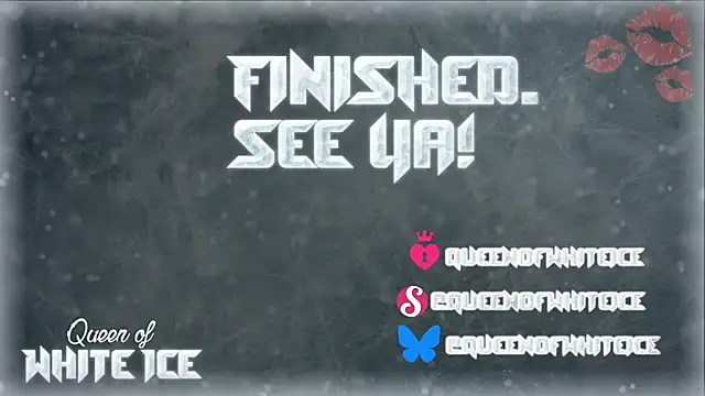 QueenofWhiteIce live sex cam