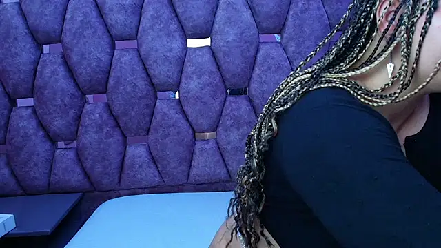 AlaSmith's cam snapshot